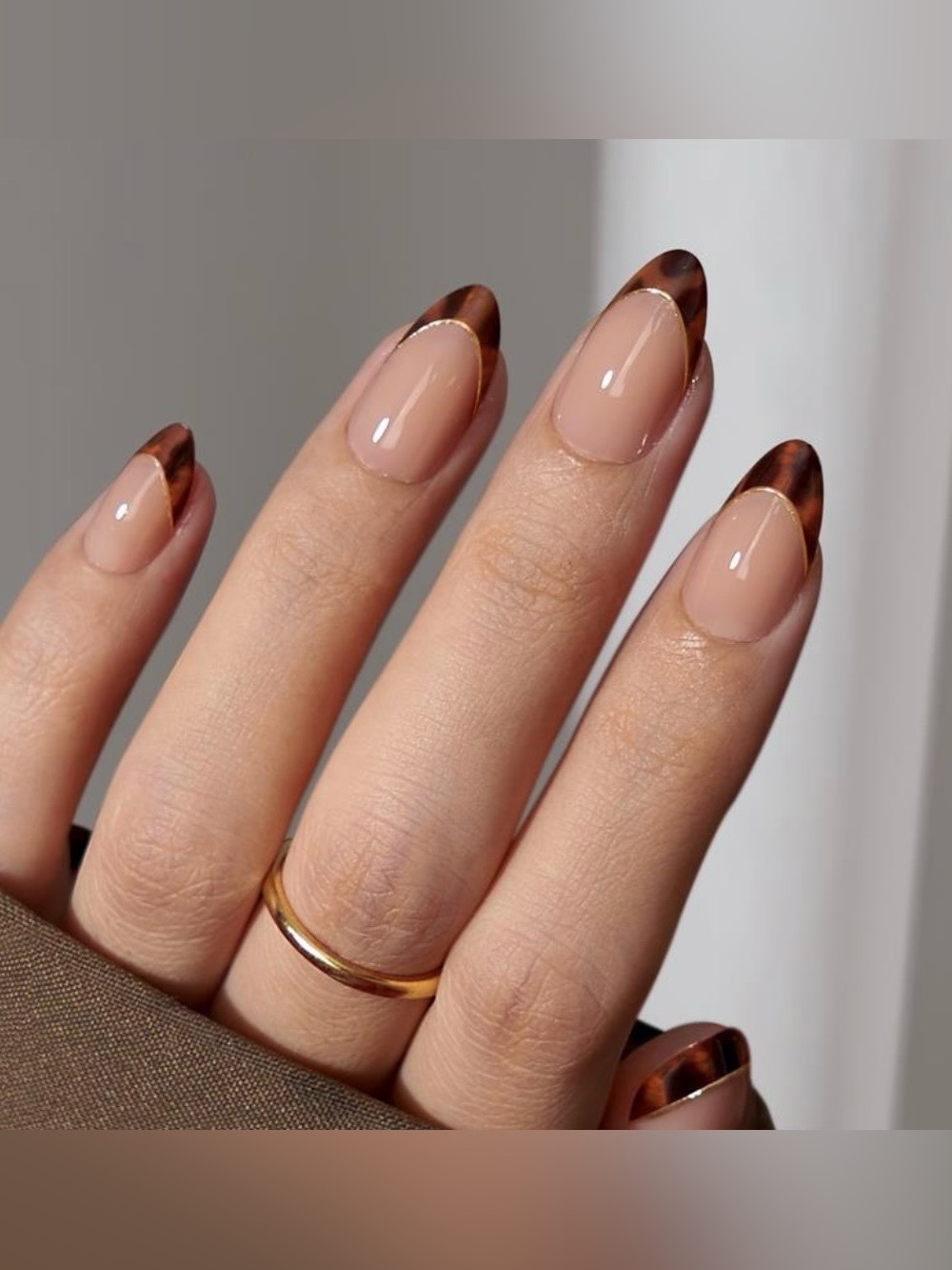 Btartbox Xcoat Press On Nails Short Almond Tortoiseshell French Tips Unopened